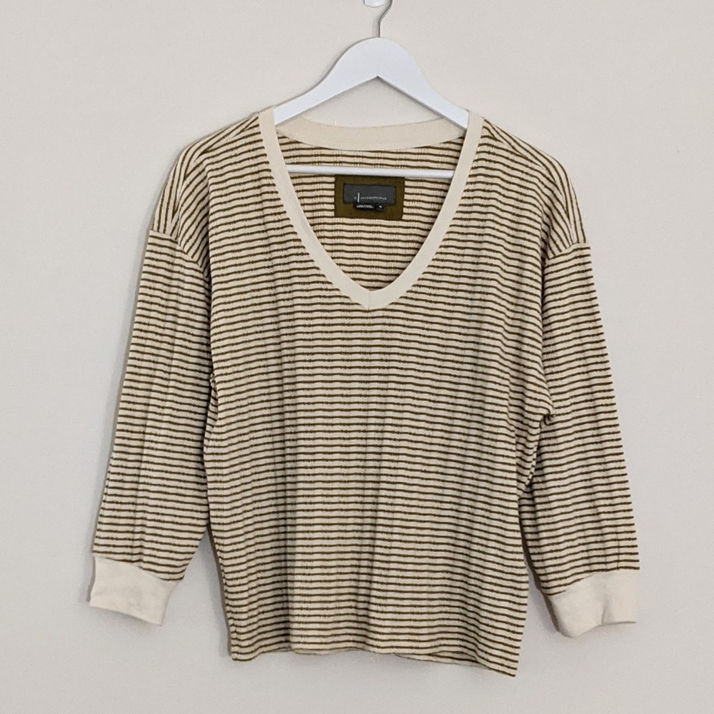 Anthropologie Medium Gold Striped V Neck 3/4 Shirt